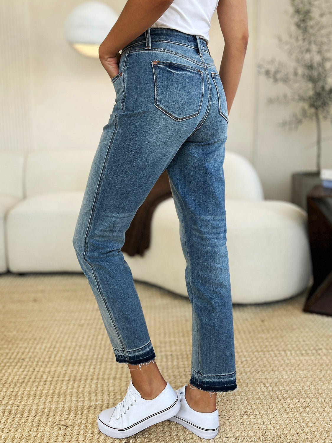 Mid Rise Rigid Magic Release Hem Jeans