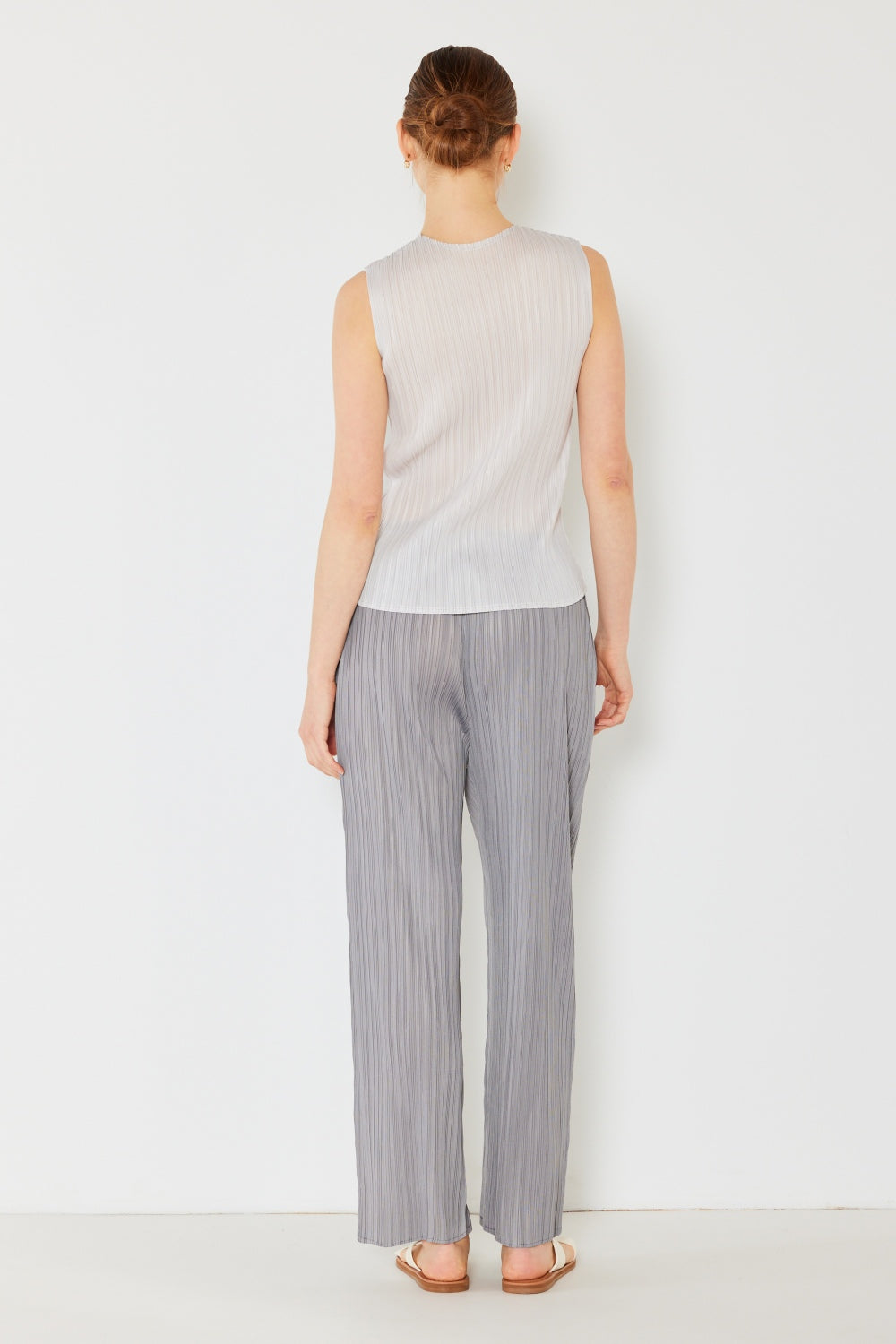 Pleated Elastic-Waist Straight Pants