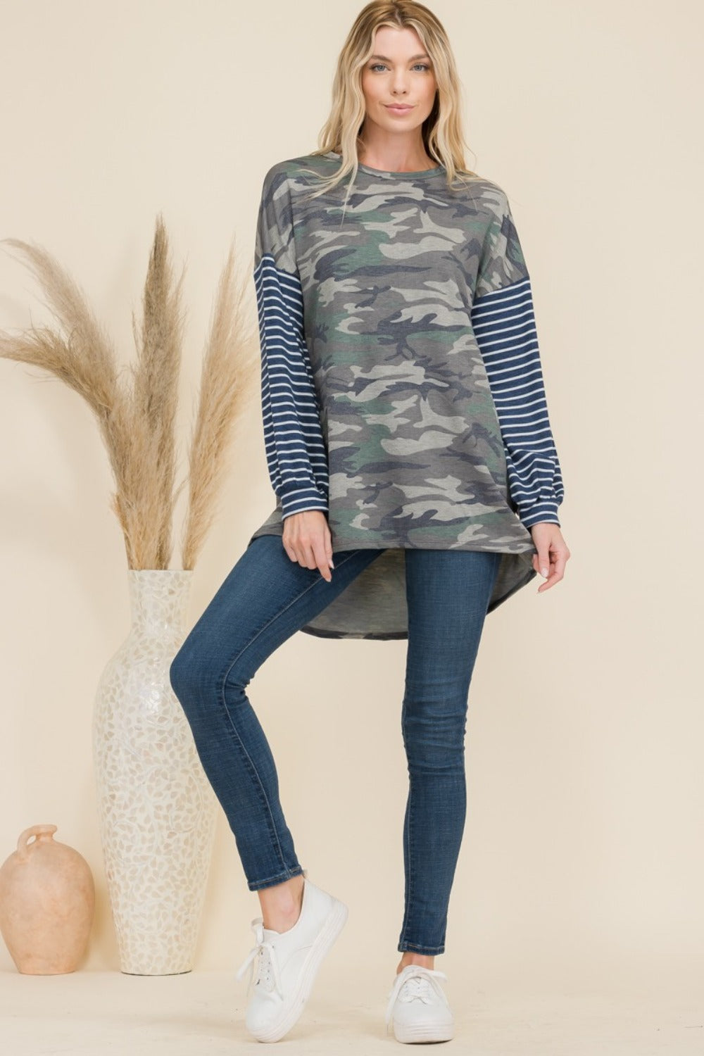 Camo Print High-Low Long Sleeve T-Shirt with Stripe Sleeves