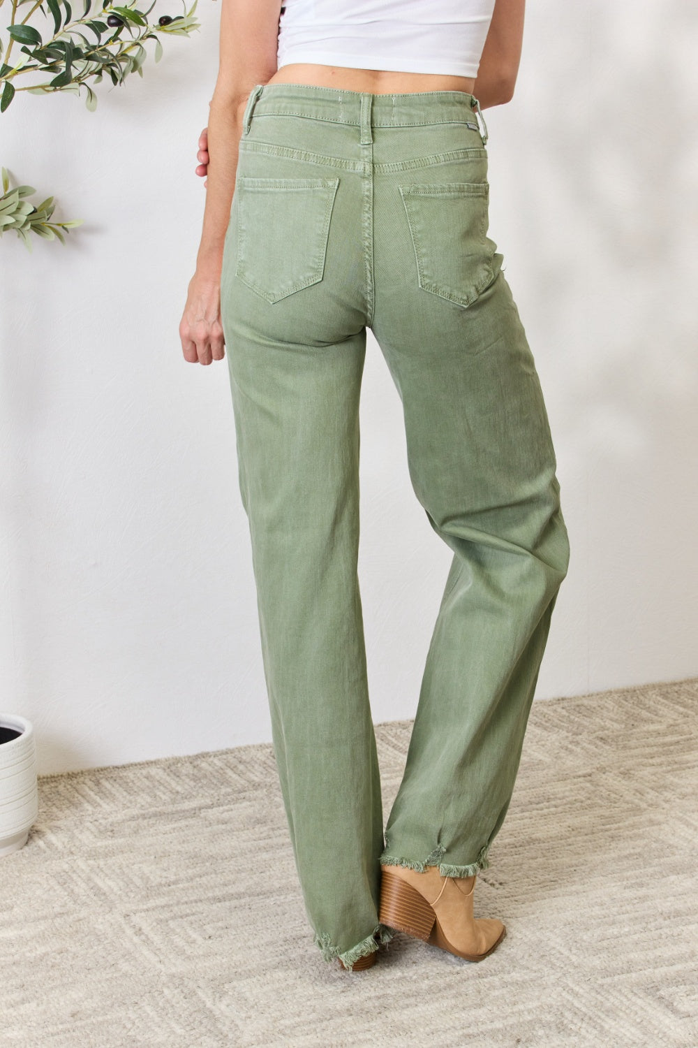 Raw Hem Wide-Leg Jeans