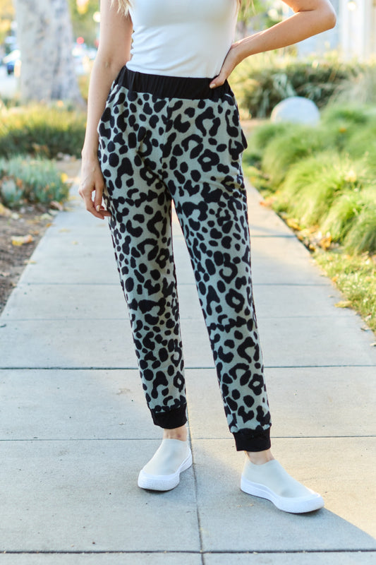 Leopard Contrast Sweatpants