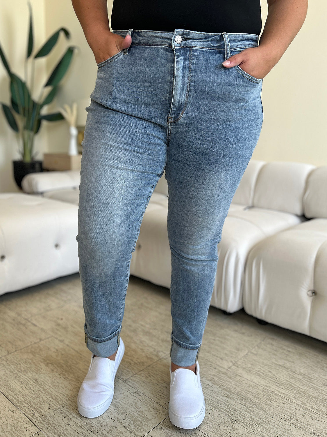 High Waist Cuff Hem Skinny Jeans