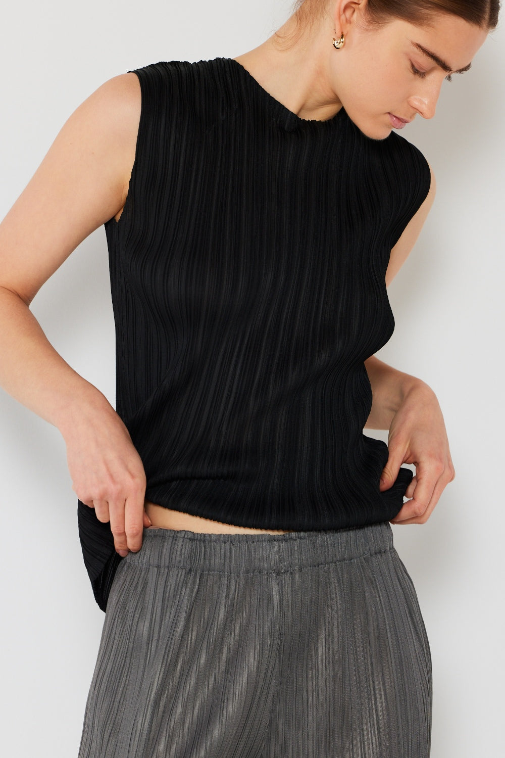 Pleated Sleeveless Crewneck Tank