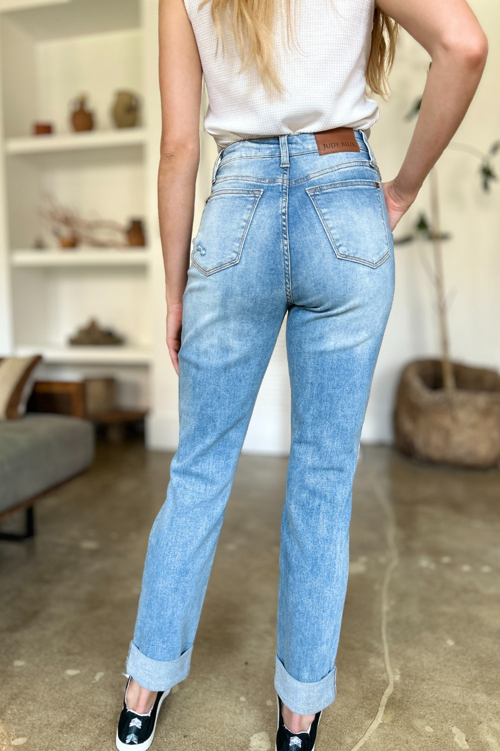 Distressed Straight Jeans with Patch Pockets