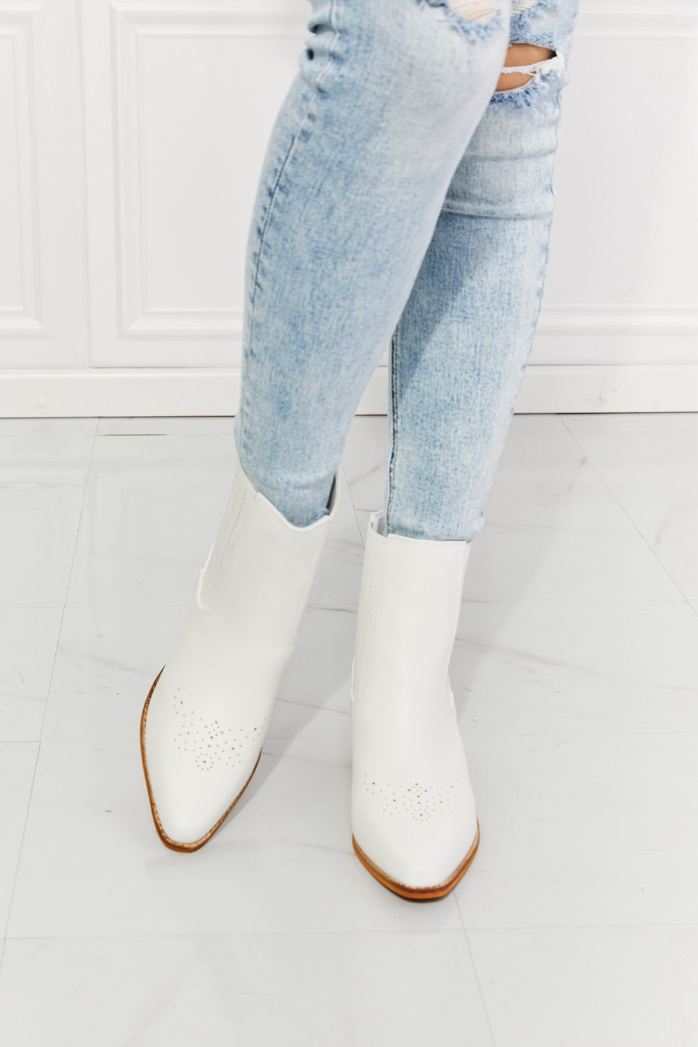 Love the Journey Stacked Heel Chelsea Boot in White