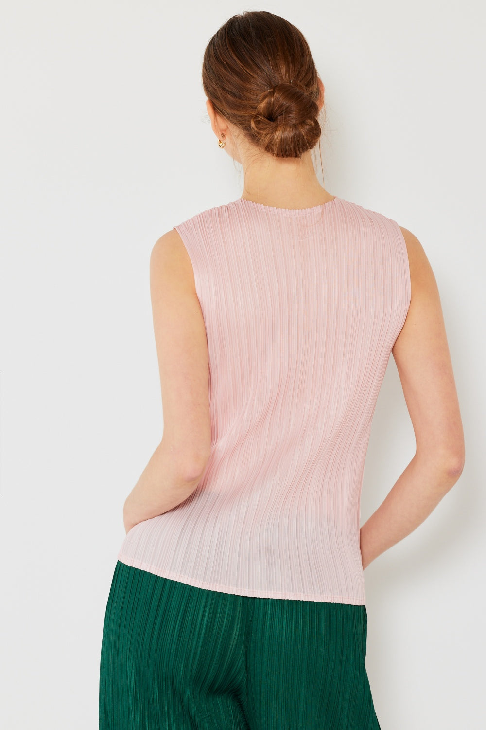 Pleated Sleeveless Crewneck Tank