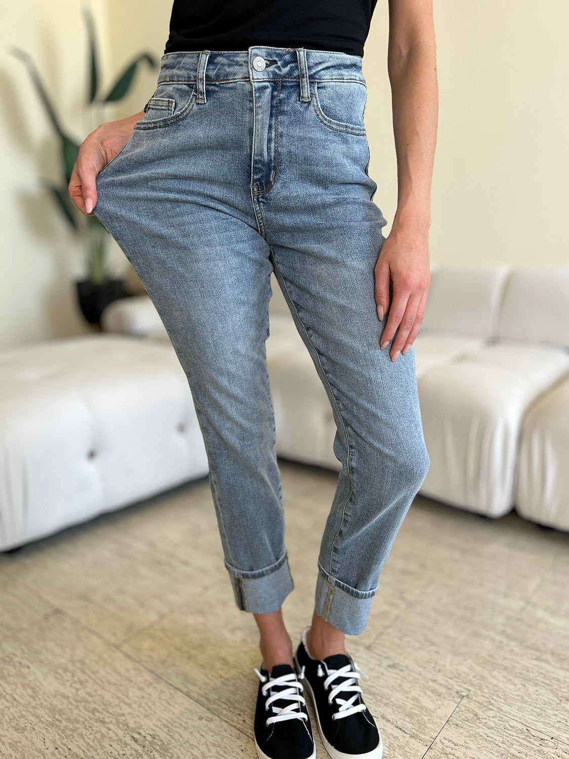 High Waist Cuff Hem Skinny Jeans