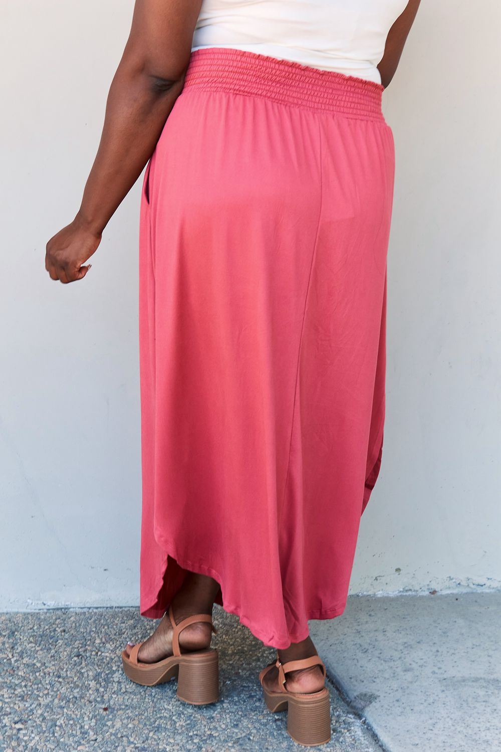 Comfort Princess High Waist Scoop Hem Maxi Skirt in Hot Pink