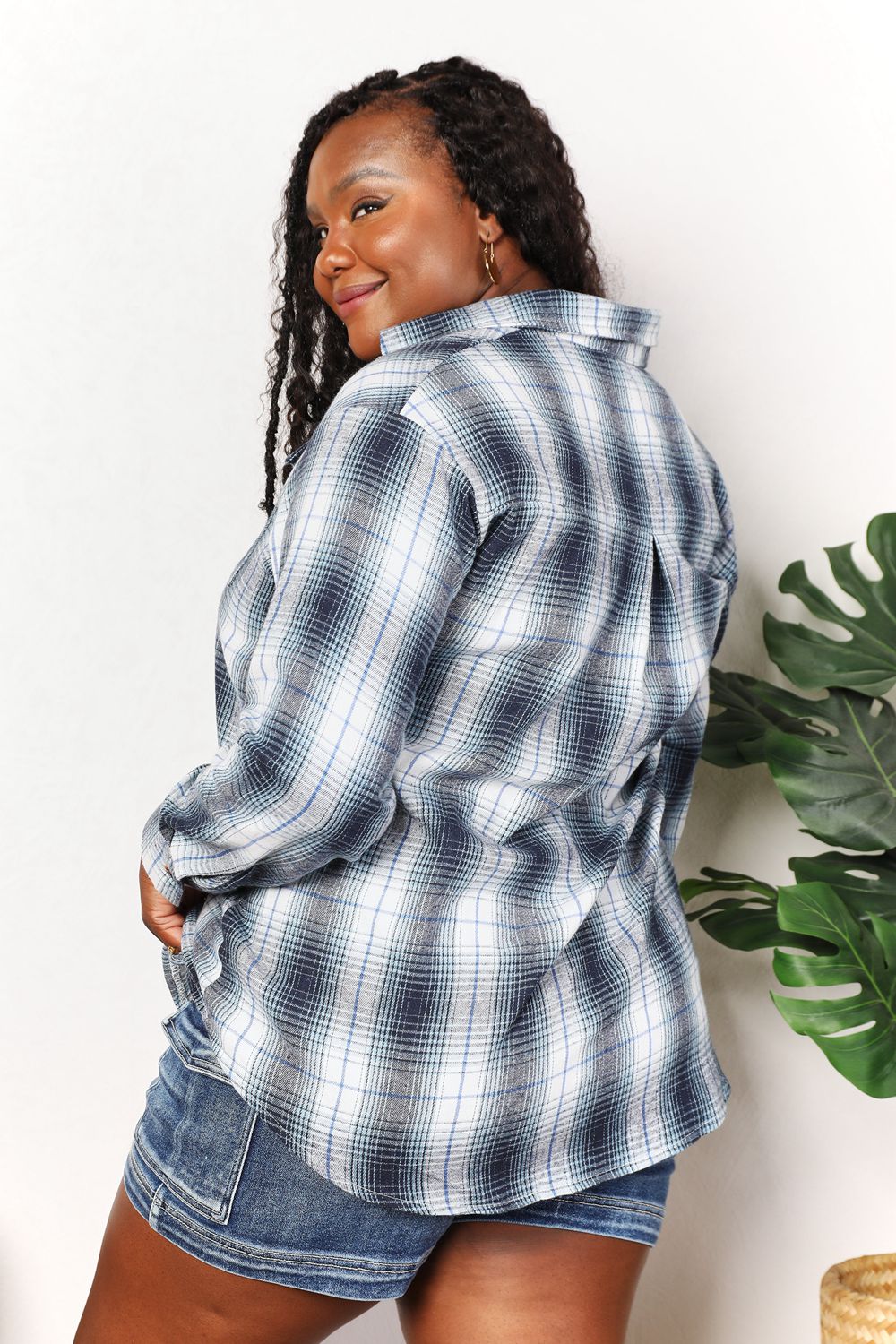 Plaid Dropped Shoulder Long Sleeve Shirt