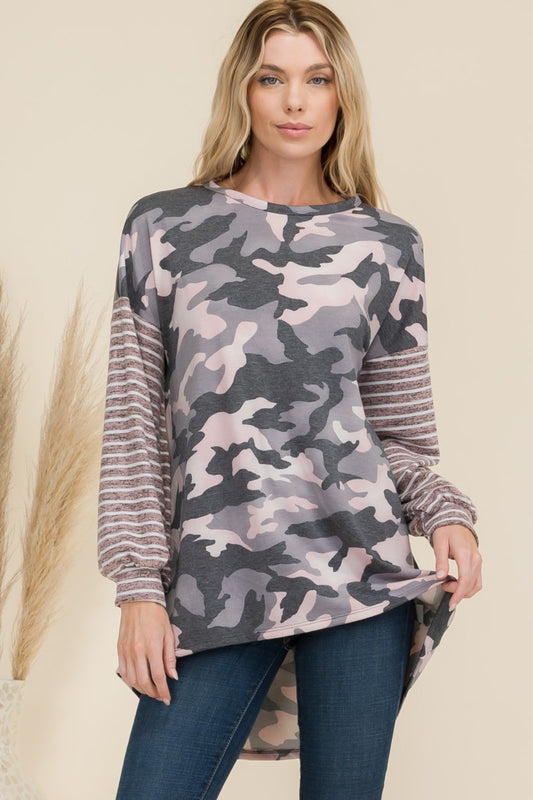 Camo Print High-Low T-Shirt with Stripe Sleeves